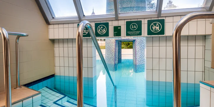 Autobusový zájezd do lázní Hévíz: 4* hotel s all inclusive a wellness, koupání v léčivém jezeře, výlety k Balatonu