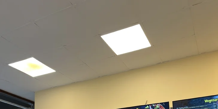 Křupavá pizza podle výběru z 10 druhů o průměru 35, 40 nebo 50 cm