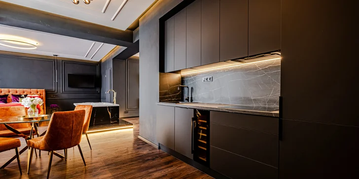 Pobyt v novém a luxusně zařízeném apartmánu v centru Nitry s vířivkou