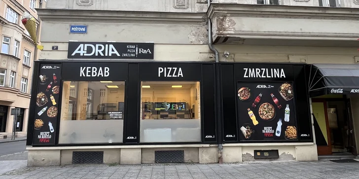 Křupavá pizza podle výběru z 10 druhů o průměru 35, 40 nebo 50 cm