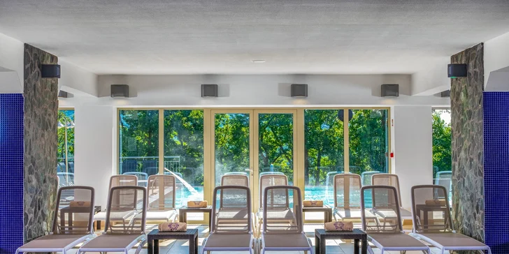 Rodinný relax v Maďarsku: 4* hotel s wellness, polopenze i výhled na pohoří Mátra