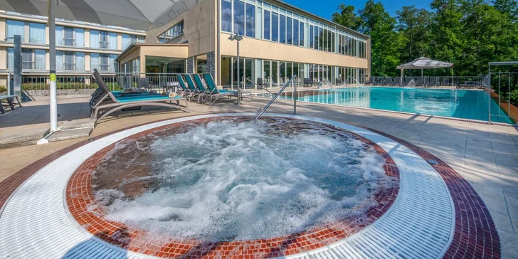 Pobyt s výhledem na maďarské hory: neomezený wellness, polopenze a animace
