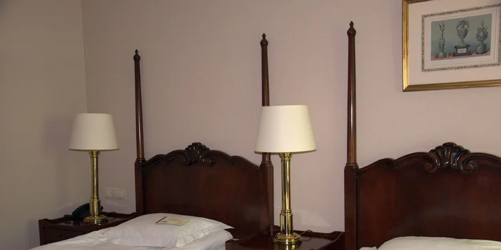 Romantika nedaleko Krakova: pobyt na 4* zámečku se snídaní nebo polopenzí, wellness