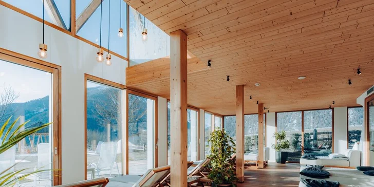 Na lyže do italských Alp: hotel blízko skiareálů, wellness, polopenze i karta výhod