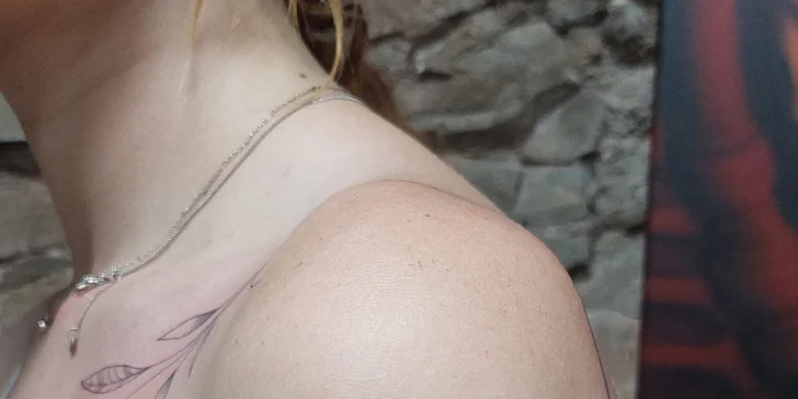 Tetování v centru Prahy: handpoke kérky do 10x10 cm, tetování strojkem do 15x15 cm