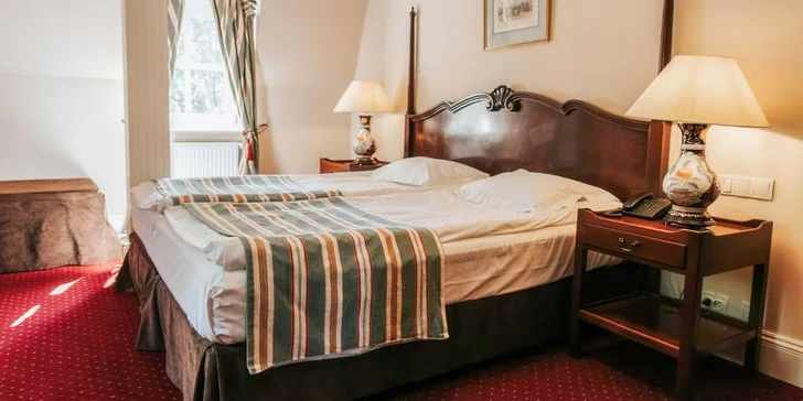 Romantika nedaleko Krakova: pobyt na 4* zámečku se snídaní nebo polopenzí, wellness