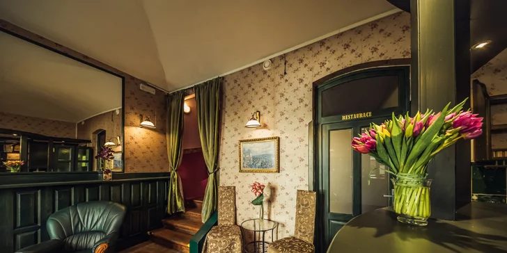 Komfortní hotel na Novém Městě s bufetovou snídaní pro 2–3 osoby