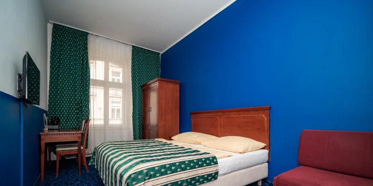 Komfortní hotel na Novém Městě s bufetovou snídaní pro 2–3 osoby