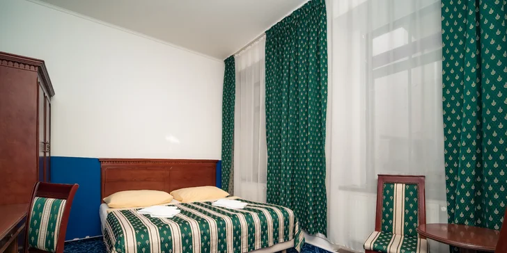 Komfortní hotel na Novém Městě s bufetovou snídaní pro 2–3 osoby