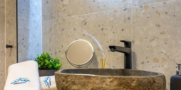 Szklarska Poręba: moderní apartmány, neomezeně wellness, možnost snídaní