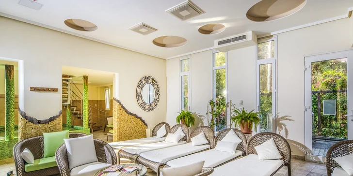 Relax u Balatonu: 4* hotel s vlastní pláží, polopenze, neomezený wellness a zábava pro celou rodinu