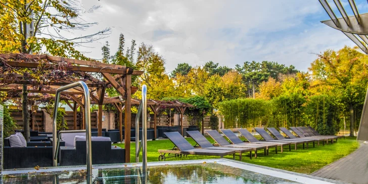 Parádní dovolená u Balatonu: 4* wellness hotel s polopenzí a vlastní pláží, 2 děti do 6,9 let zdarma