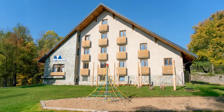 Pobyt v Krkonoších se snídaní: privátní wellness nebo animační program pro děti