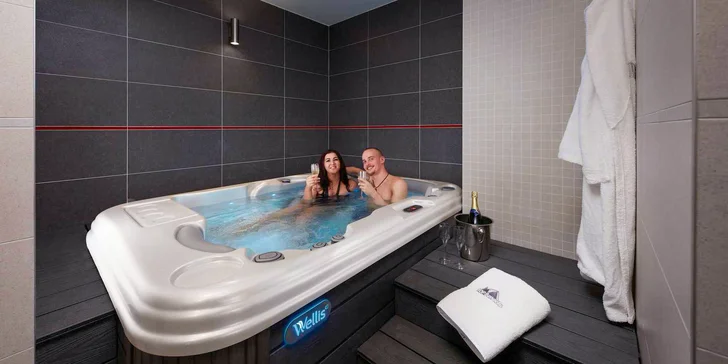 Pobyt v Krkonoších se snídaní: privátní wellness nebo animační program pro děti