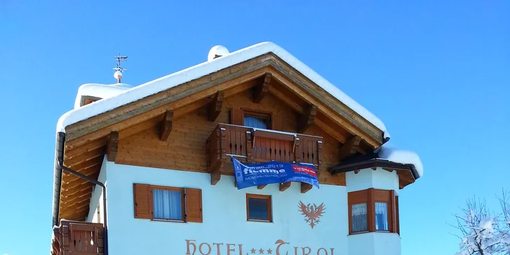 Zimní Brentské Dolomity se snídaní či polopenzí a wellness pro 2 osoby