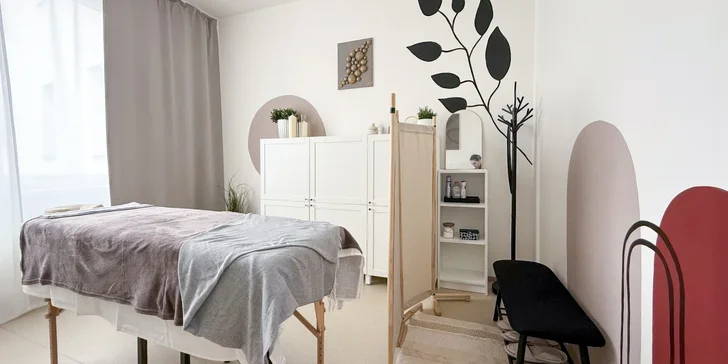 Úleva od bolesti: masáž zad a šíje nebo celého těla na 60 až 90 minut