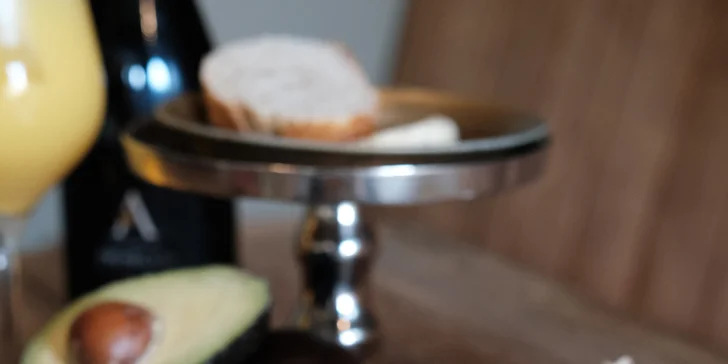 Víkendový degustační brunch o 4 chodech a neomezená mimosa v River's smokelab pro 2 osoby