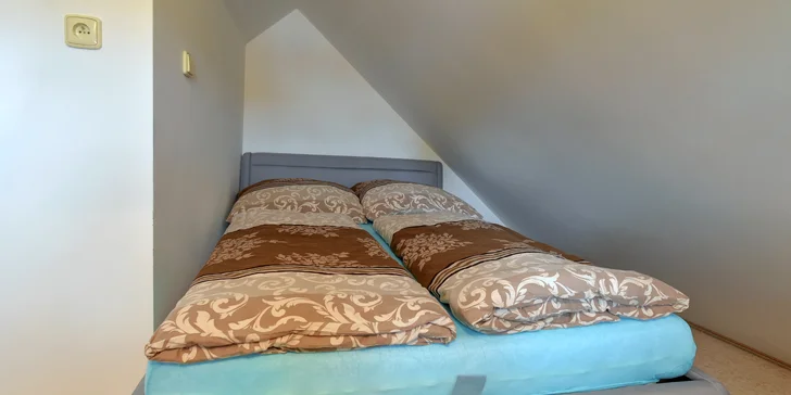 Krušné hory i s jídlem: vybavený apartmán nebo chalupa až pro 14 osob