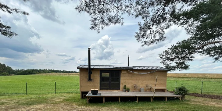 Moderní tiny house na Křivoklátsku, 11 km od Lán: bez stravy či se snídaní