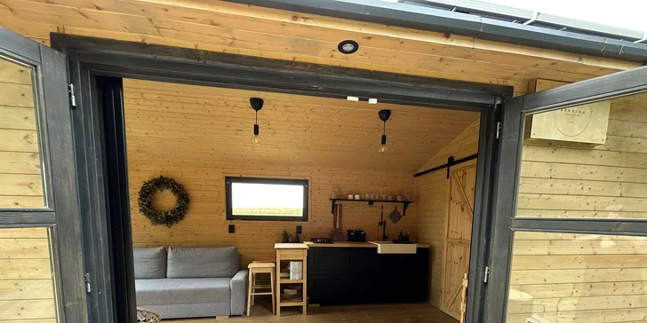 Moderní tiny house na Křivoklátsku, 11 km od Lán: bez stravy či se snídaní