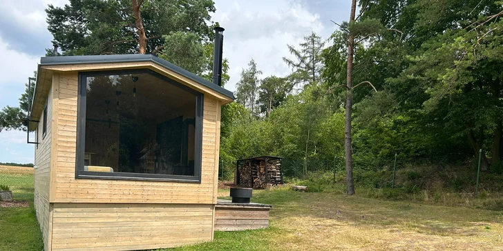 Moderní tiny house na Křivoklátsku, 11 km od Lán: bez stravy či se snídaní