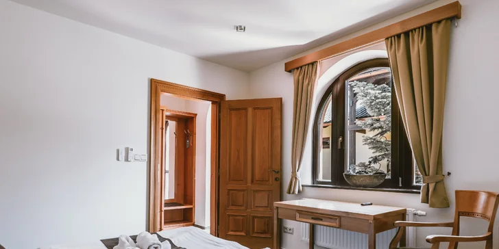 Pobyt v nejlépe hodnoceném hotelu na Strakonicku: snídaně či polopenze, bazén, biotop i wellness
