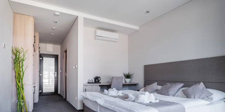 Pobyt v nejlépe hodnoceném hotelu na Strakonicku: snídaně či polopenze, bazén, biotop i wellness
