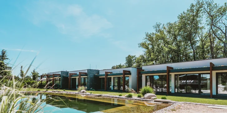Pobyt v nejlépe hodnoceném hotelu na Strakonicku: snídaně či polopenze, bazén, biotop i wellness