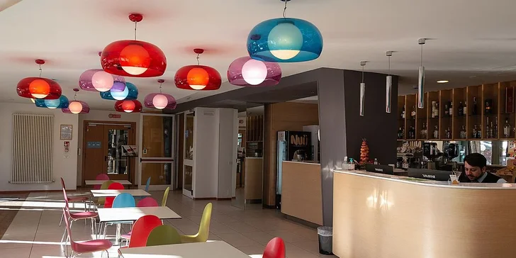 Zima v italských Alpách: 3* hotel s polopenzí, neomezený wellness i skibus