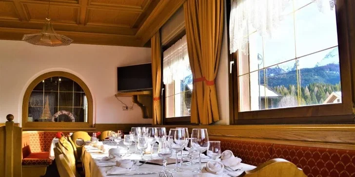 Pohodová dovolená v Dolomitech: 3* hotel s polopenzí, možnost wellness
