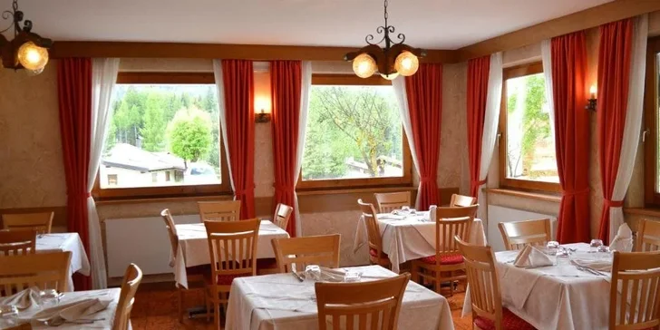 Pohodová dovolená v Dolomitech: 3* hotel s polopenzí, možnost wellness