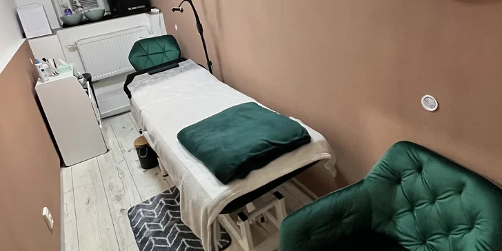 Krásná bez líčení: lashlifting s možností úpravy a barvení obočí