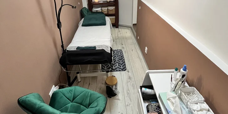 Krásná bez líčení: lashlifting s možností úpravy a barvení obočí