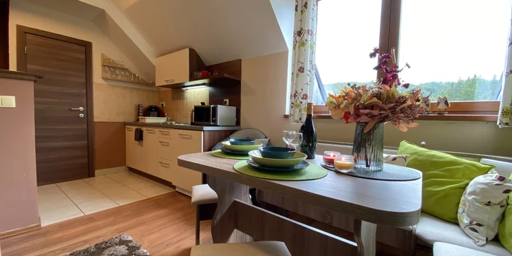 Plně zařízené mezonetové apartmány pro 4–8 osob na Donovalech