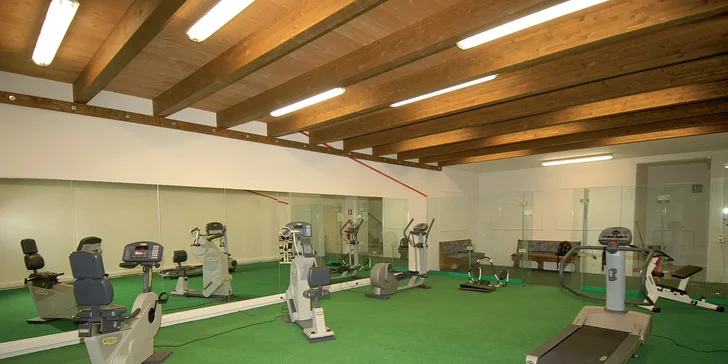 Zima v italských Alpách: 4* hotel s polopenzí a wellness, více než 50 km sjezdovek