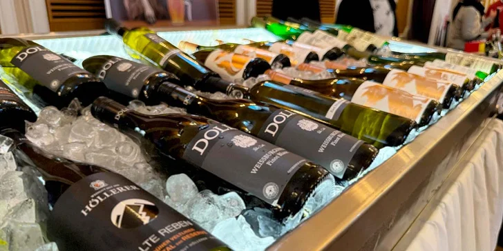 Jednodenní vstupné na Festival vína Český Krumlov (1–4 osoby): Zámecká slavnost vína