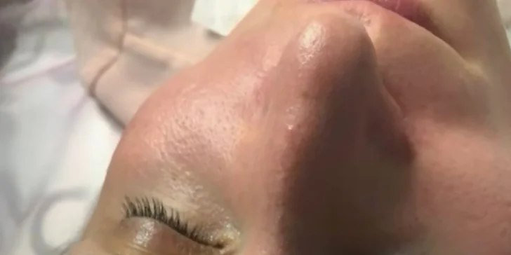 Kosmetické balíčky pro všechny typy pleti: hloubkové čištění i rozjasňující peeling