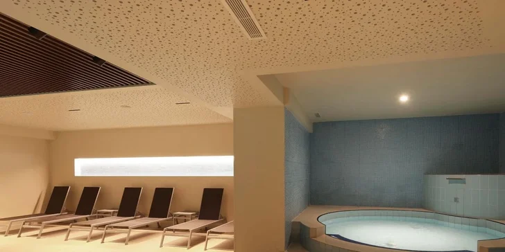 Zimní dovolená v Dolomitech: 4* hotel s polopenzí a bazénem, skiareál 800 m, Cortina d´Ampezzo 15 km