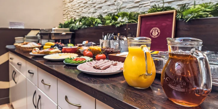 Komfortní hotel na Novém Městě s bufetovou snídaní pro 2–3 osoby