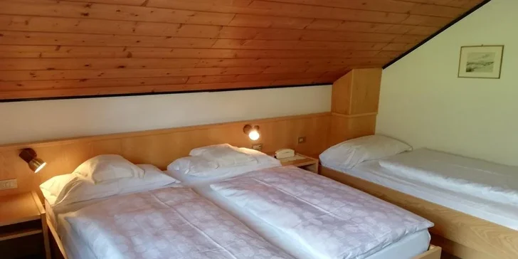 Letní či zimní pobyt v Dolomitech: 3* hotel ve městě Ortisei, vč. polopenze, bazénů a sauny