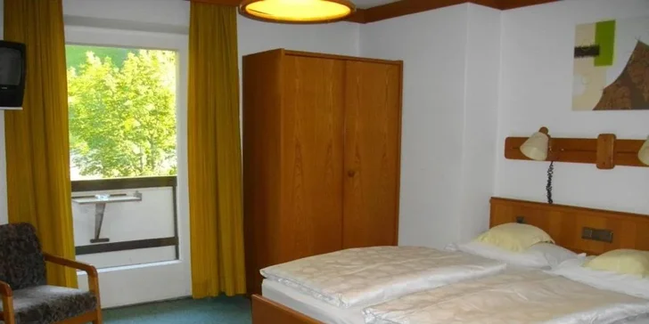 Letní či zimní pobyt v Dolomitech: 3* hotel ve městě Ortisei, vč. polopenze, bazénů a sauny