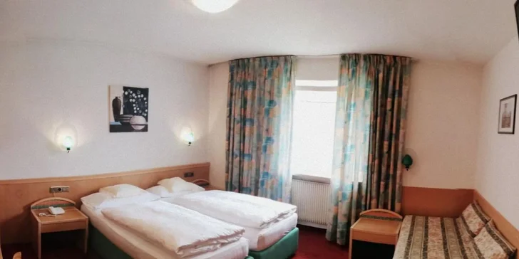 Letní či zimní pobyt v Dolomitech: 3* hotel ve městě Ortisei, vč. polopenze, bazénů a sauny