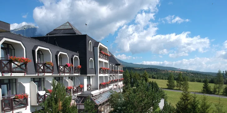 Rodinný rezort s výhledem na Gerlach: Zverofarma, megahřiště i animace