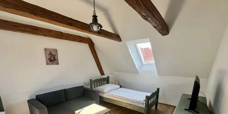 Pobyt na statku pod Brdy: vybavené apartmány až pro 5 osob i vyjížďka na koních