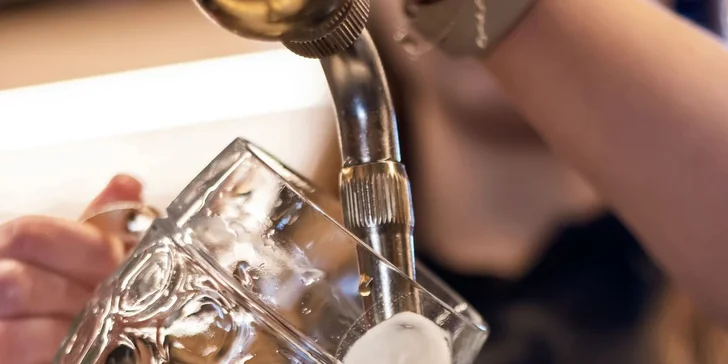 Půllitr piva Cvikov v restauraci Sladovna: na výběr 5 druhů vč. Sváteční 13°