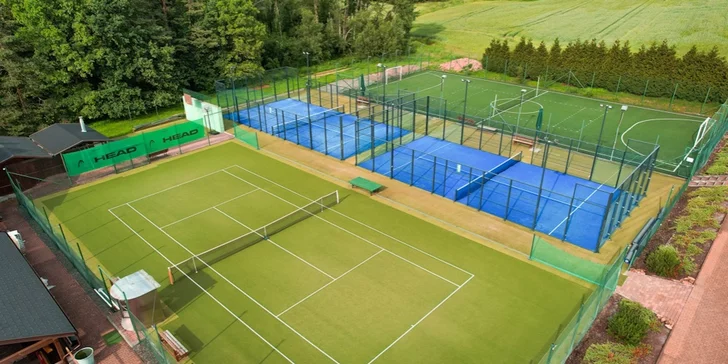 Sportovní zábava: hodina klasického i plážového volejbalu či nohejbalu
