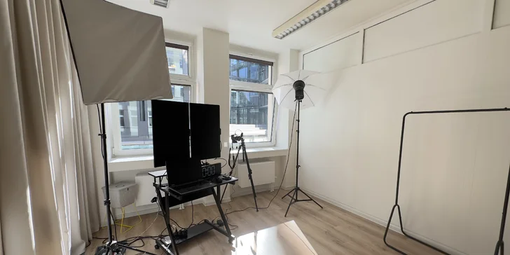 Samoobslužné focení v ateliéru na Novém Městě až pro 5 osob