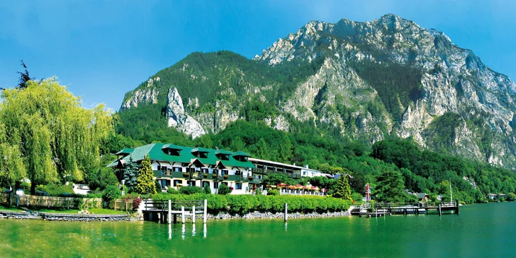 Solná komora a Traunsee: hotel přímo u jezera, neomezený wellness i snídaně