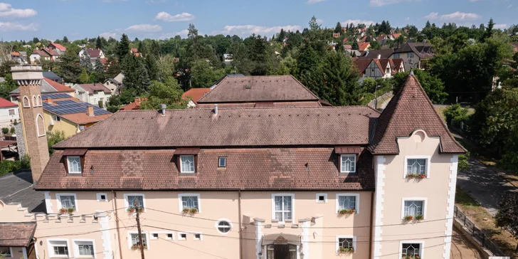 Zrekonstruovaný hotel v maďarském Miskolci: snídaně či polopenze, lázně a krásná příroda pohoří Bükk