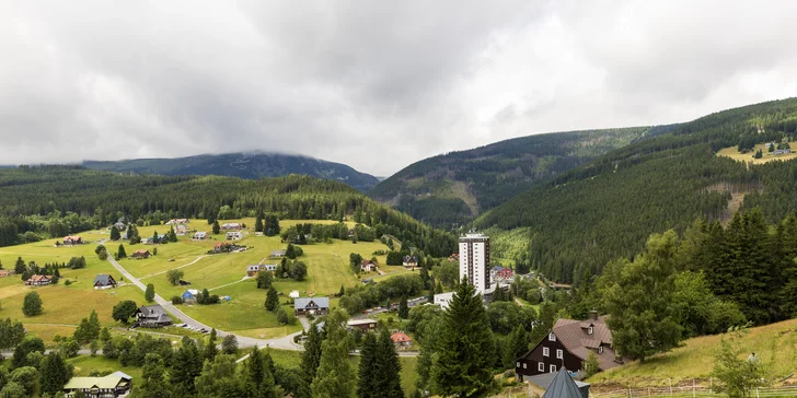 Horská chata v srdci Krkonoš: snídaně nebo all inclusive i privátní wellness, 2 děti zdarma